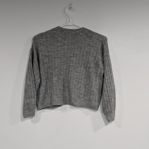 *3/$10* Old Navy Soft Ribbed Cardigan Light Grey Size Medium - Picture 2 of 3